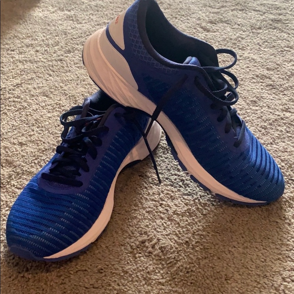 ASICS dynaflyte 2